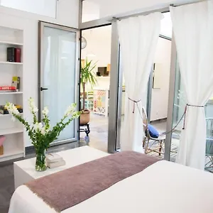 https://beautifulsilent-apartment-parking-free.es-andalucia.com